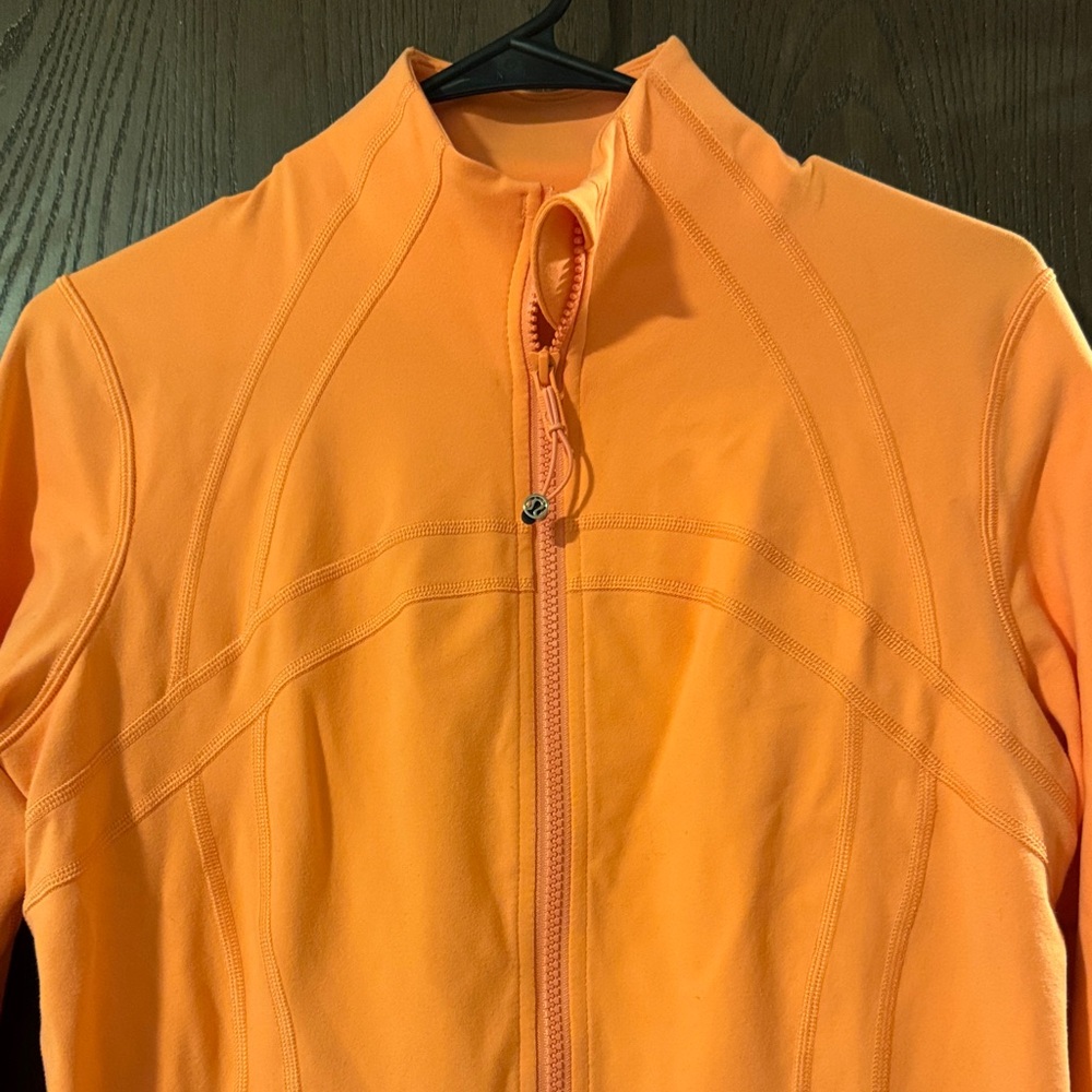 Lululemon jacket 6 - Picture 3 of 6